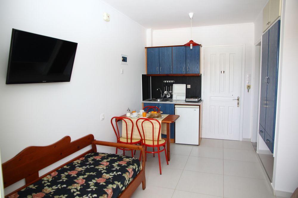 Bellos Hotel Apartments Hersonissos  Zewnętrze zdjęcie