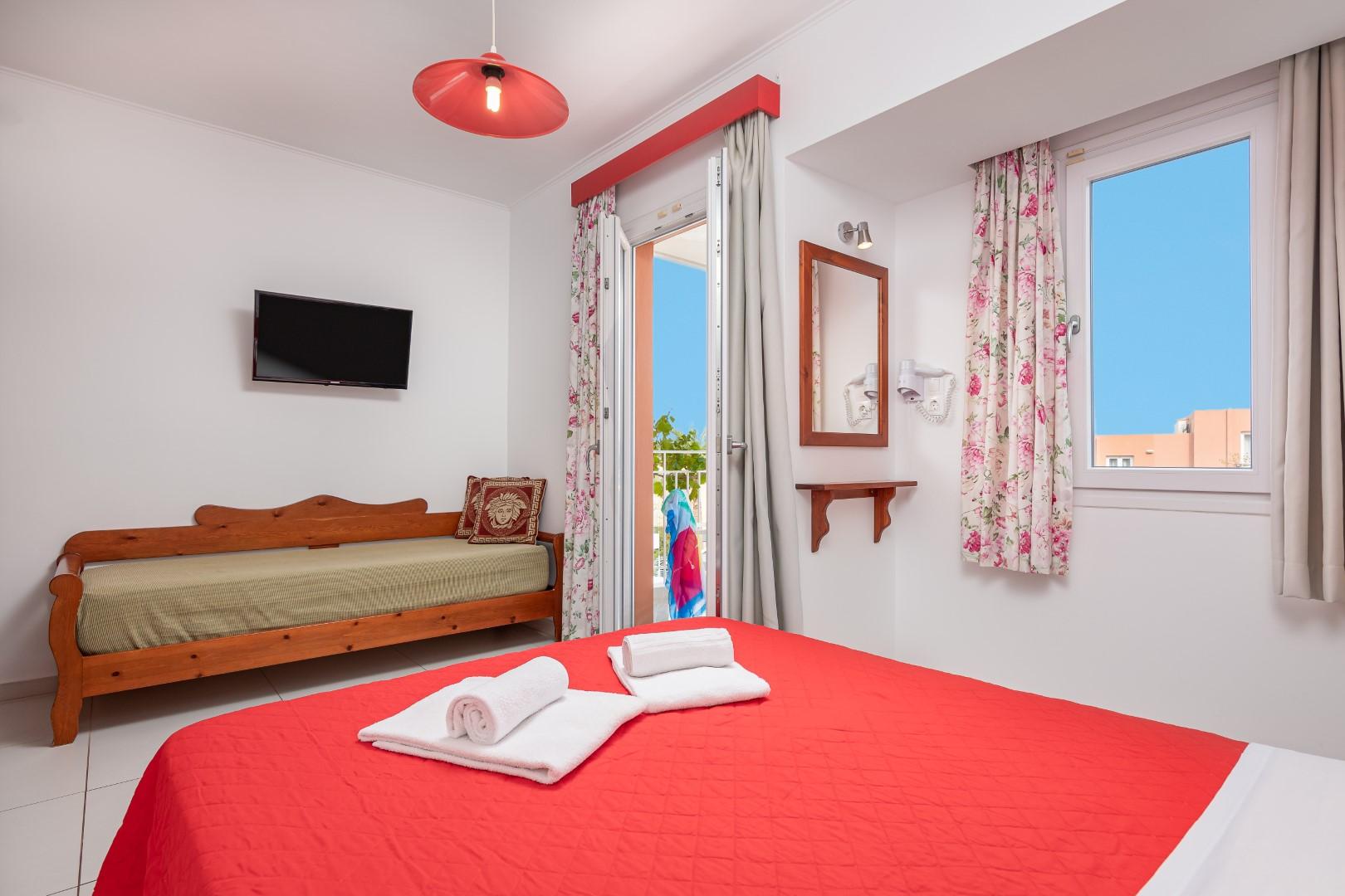 Bellos Hotel Apartments Hersonissos  Zewnętrze zdjęcie