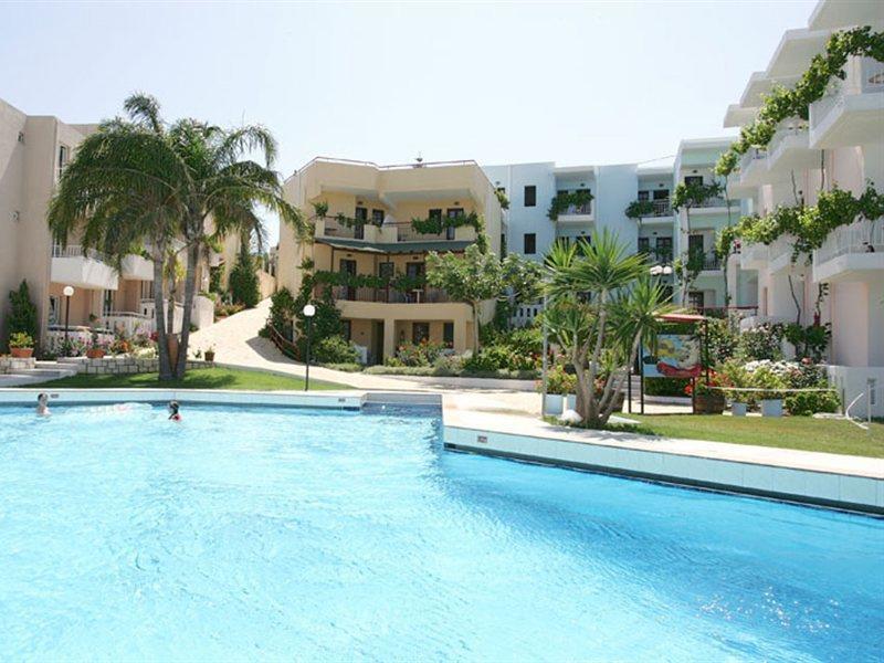 Bellos Hotel Apartments Hersonissos  Zewnętrze zdjęcie