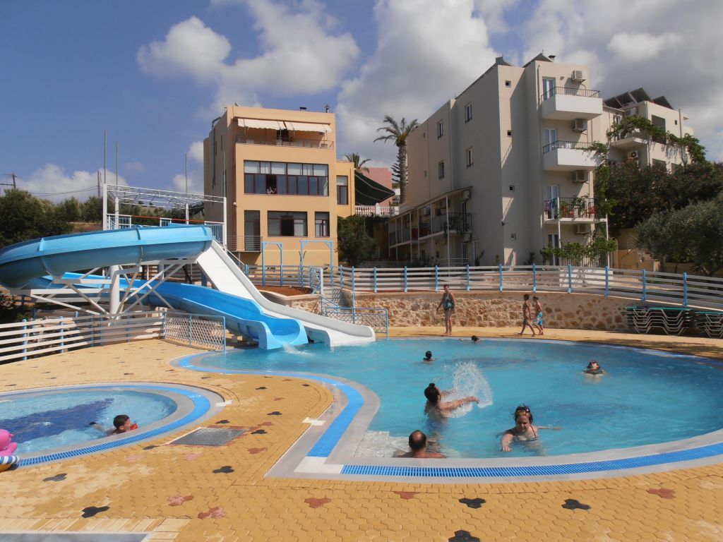 Bellos Hotel Apartments Hersonissos  Zewnętrze zdjęcie